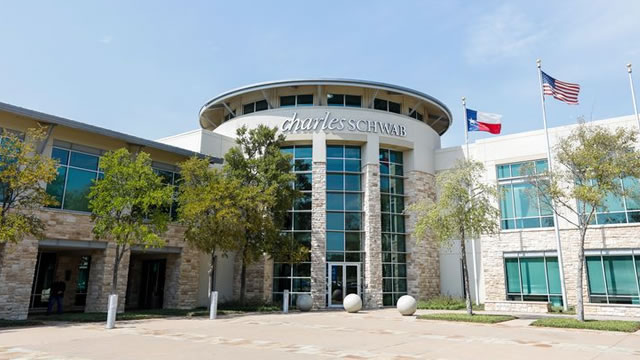 Charles Schwab Stock Slipped Over 15% This Week. Here's Why.