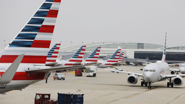 Cheaper Jet Fuel, Golden Cross And A Breakout: Is American Airlines Stock Ready For Takeoff?