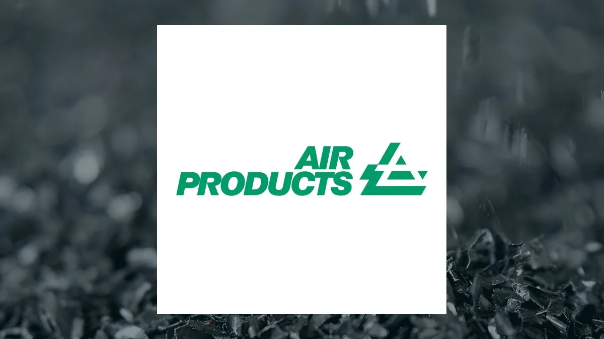 Chesley Taft & Associates LLC Sells 2,174 Shares of Air Products and Chemicals, Inc. $APD