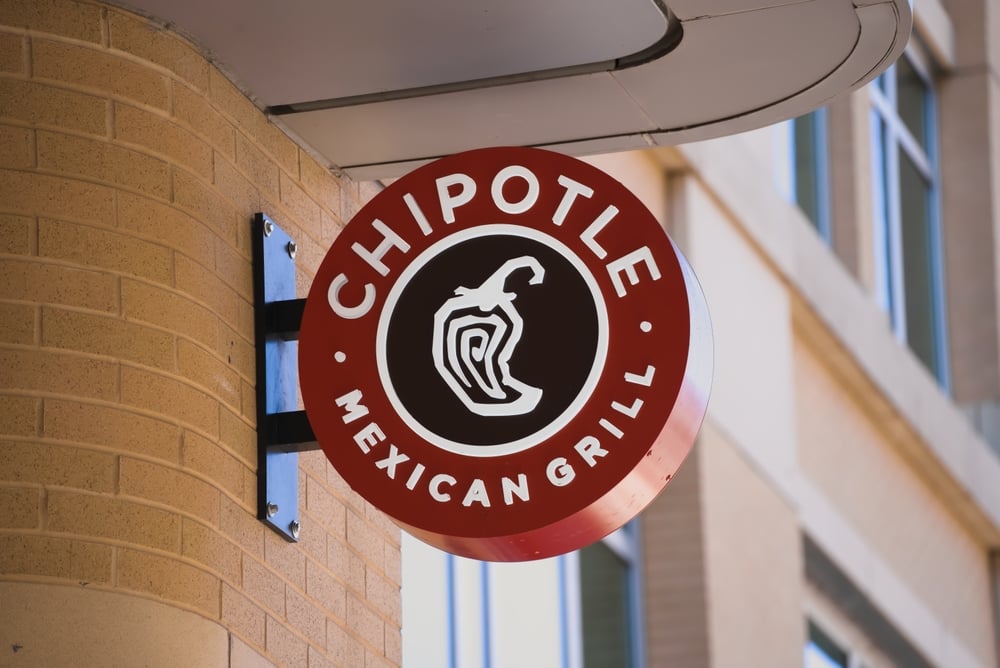Chipotle Boycotts? Social Media Tries To Hurt Bill Ackman's Finances After He Donates To ICE Agent