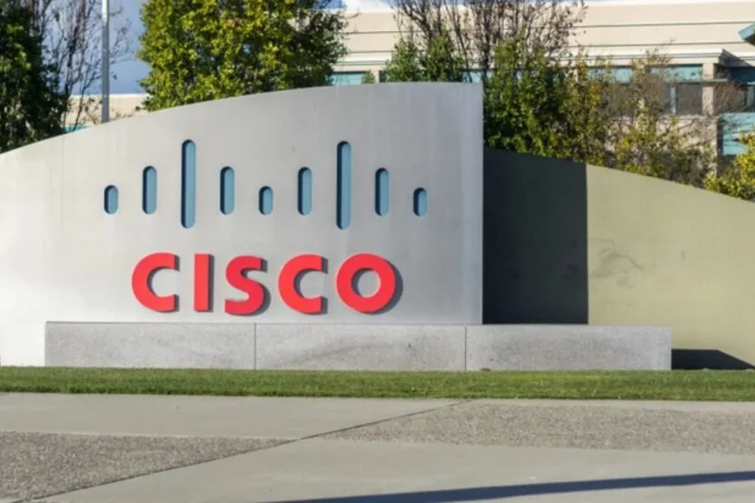 Cisco Set For Technical Breakout As Golden Cross Signals Strength, Analyst Predicts Stock 'Quietly' Climbing Higher