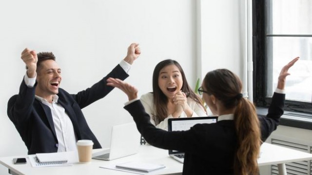 CNG Vehicles Aid Republic Services (RSG) Amid Low Liquidity