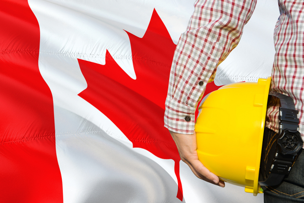 CNQ vs. SU: Which Canadian Oil Giant is Worth Buying Now?