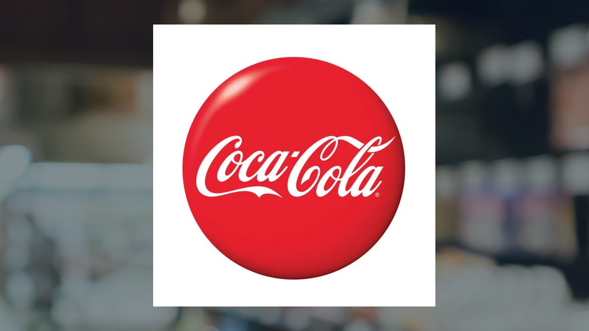 https://images.financialmodelingprep.com/news/cocacola-europacific-partners-ccep-holdings-cut-by-marathon-asset-20251229.jpg