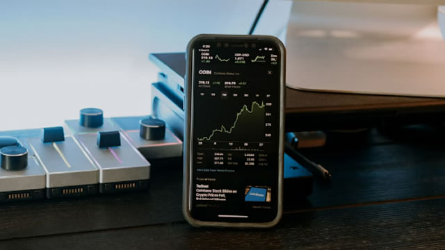 Coinbase Stock Rises as CFTC Proposes Crypto Regulations