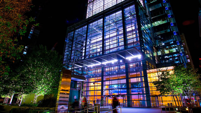 Comcast Is a Large Diverse Business. But There Are 2 Simple Reasons Why I Won't Buy Its Stock.