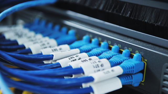 Foto von CommScope to Boost Broadband Access in Rural U.S.A: Stock to Gain?