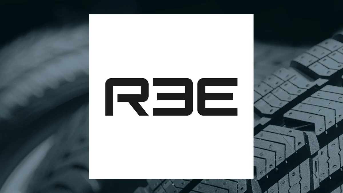 Comparing Holley (NYSE:HLLY) & REE Automotive (NASDAQ:REE)