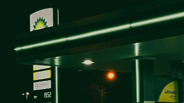 confident data center industry will adopt immersion cooling BP Castrol