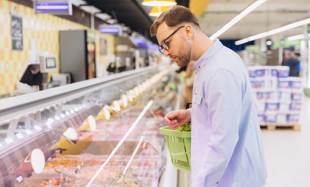 Consumers Show Resilience and Restraint in Early Earnings Reports