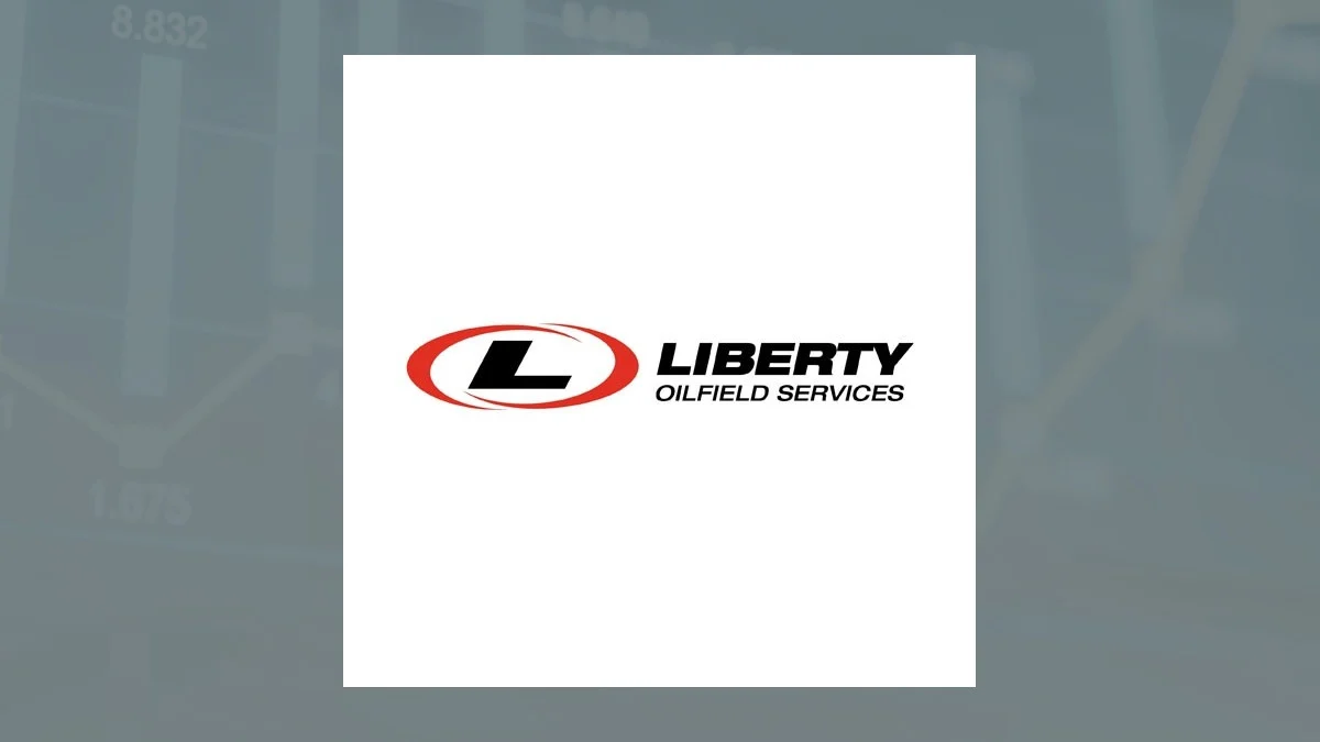 Contrasting Bristow Group (NYSE:VTOL) and Liberty Energy (NYSE:LBRT)