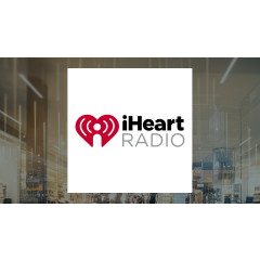 https://images.financialmodelingprep.com/news/contrasting-iheartmedia-nasdaqihrt-phoenix-new-media-nysefeng-20260106.png