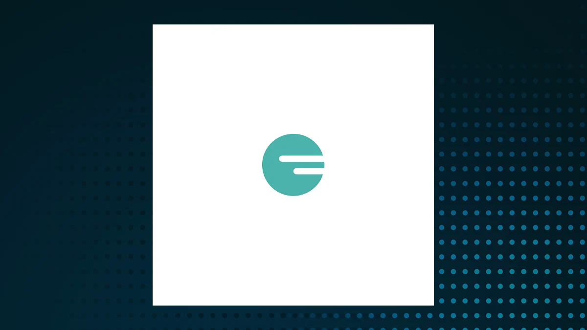 Contrasting Omnicom Group (NYSE:OMC) & Onfolio (NASDAQ:ONFO)