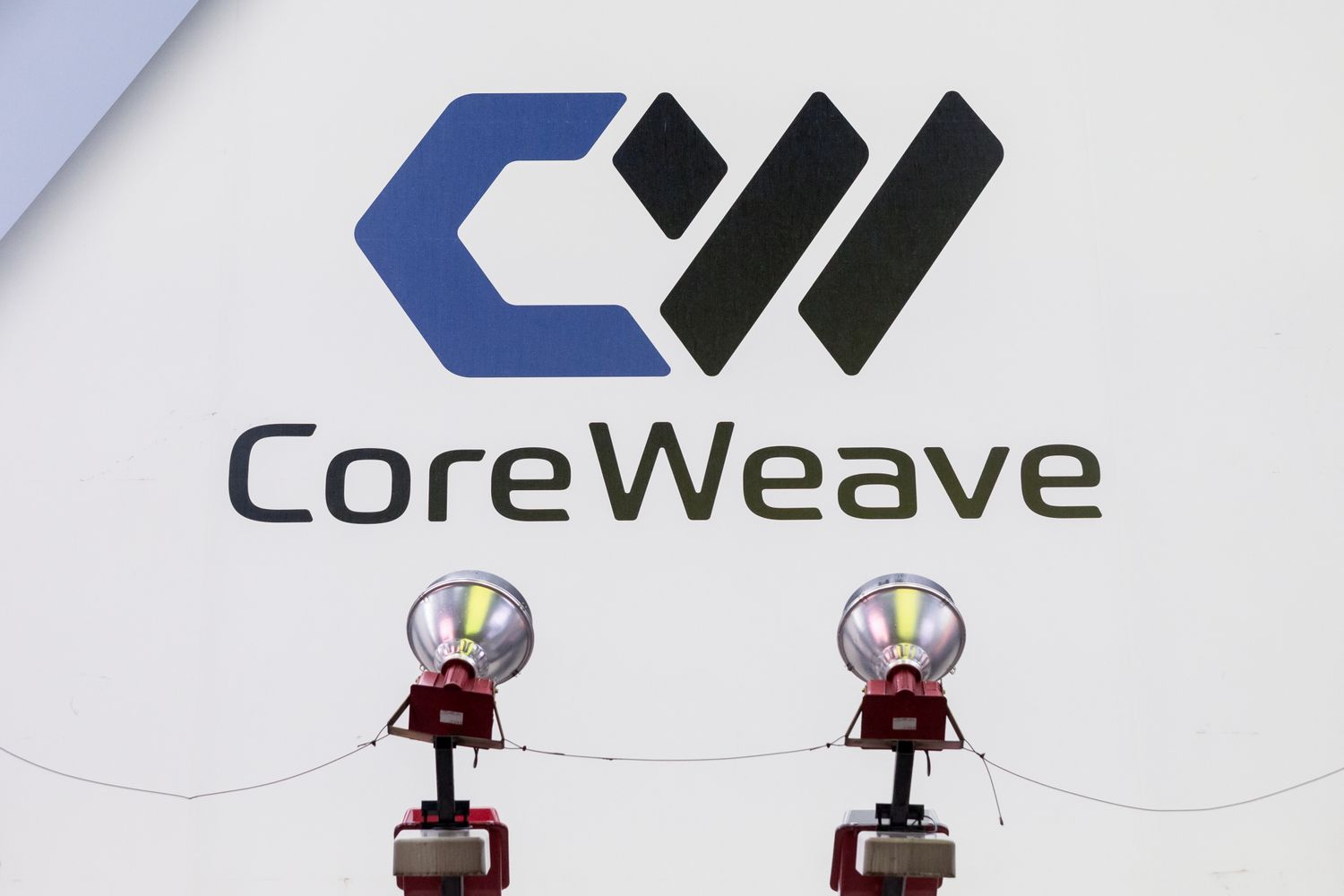 Core Scientific Stock Stalls After Rally on Reported CoreWeave Acquisition Talks