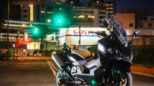 Could Buying Costco Wholesale Stock Today Set You Up for Life?