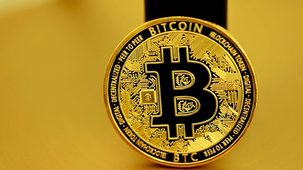 Could US Credit Stress Trigger a Bitcoin Pullback?
