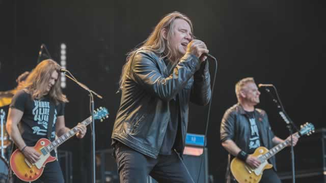 Countdown to Live Nation (LYV) Q1 Earnings: Wall Street Forecasts for Key Metrics