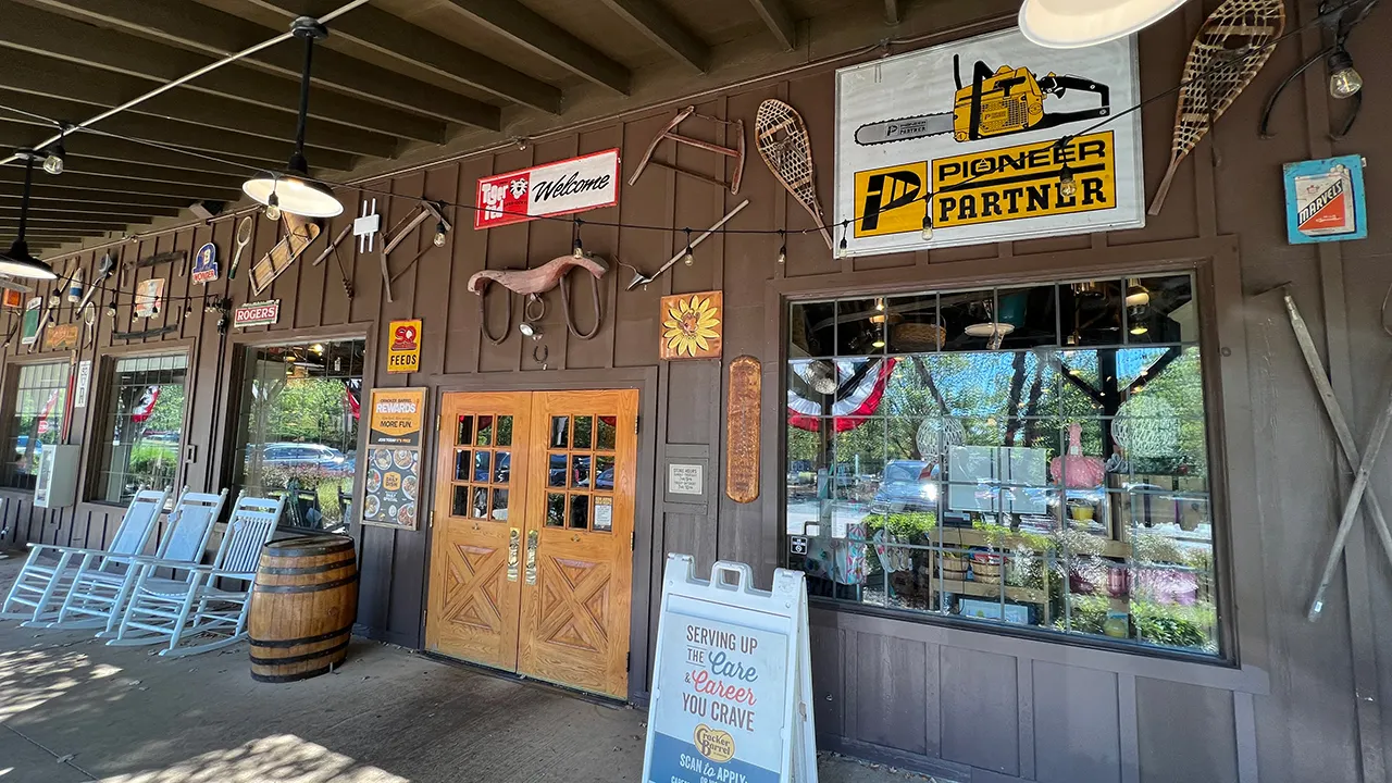 Cracker Barrel to report earnings for the first time since $700M rebrand failure