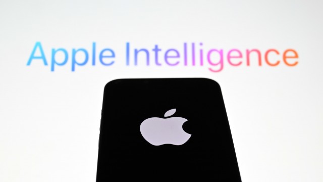 Cramer explains why Apple's conference made him more bullish on the stock