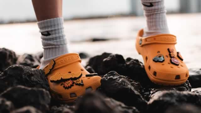 Crocs slumps as tariff-driven uncertainty prompts soft outlook