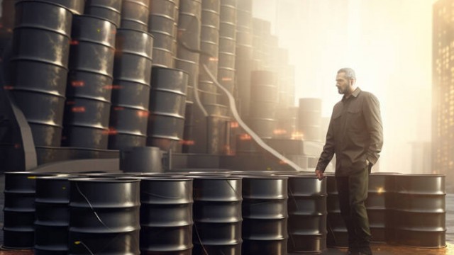 Crude Oil News Today: Fed Rate Concerns, Rising US Inventories Weigh on Prices