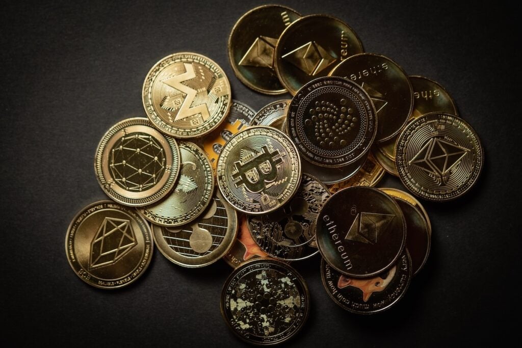 Crypto Billionaire Attacks Trump Family-Linked World Liberty Financial's Structure, Says Single Individual Can Freeze Any Token Holder's Assets