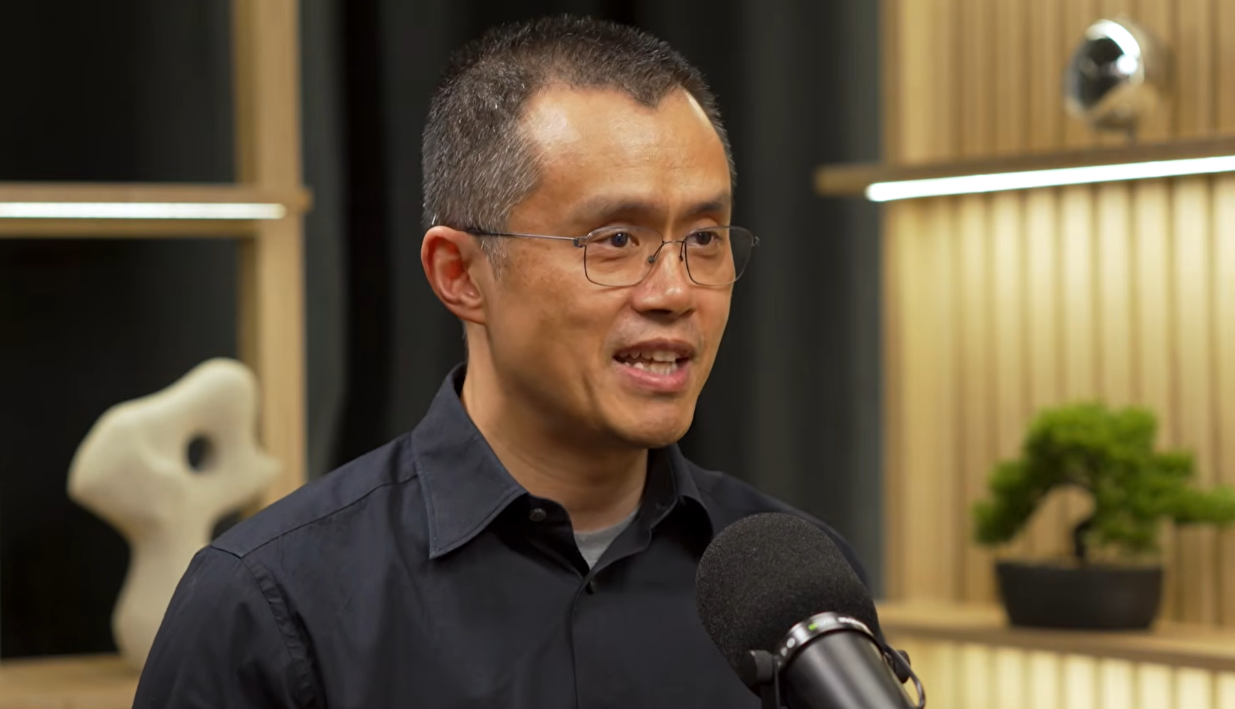 CZ Says Hyperliquid Found A No-KYC Niche Binance Cannot Touch