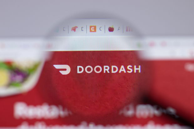 DASH vs. AMZN: Which Delivery Giant Stock Has the Edge Right Now?