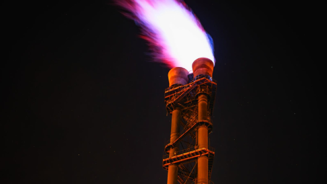 Data Center & Natural Gas Link Grows: Will WMB, ENB, KMI Stocks Gain?