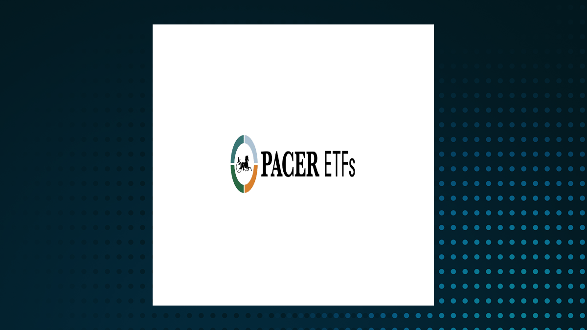 DAVENPORT & Co LLC Sells 18,647 Shares of Pacer US Cash Cows 100 ETF $COWZ