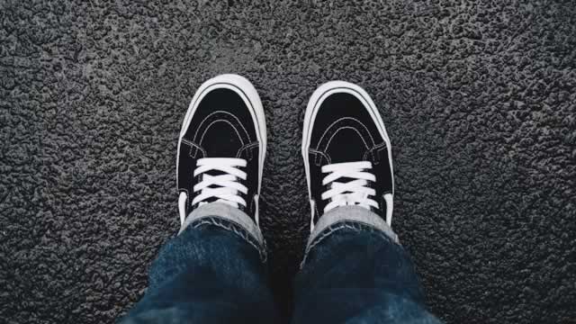 Deckers Earnings Scorecard: Nearly Straight A's Send Stock Soaring 15%