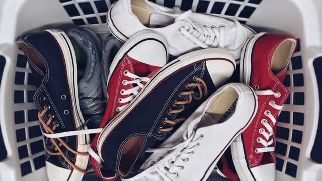 Deckers Fourth-Quarter Sales Climb on Continued Hoka, Ugg Demand