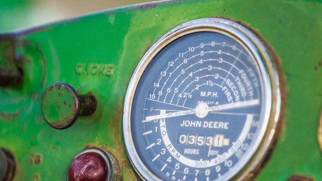 Deere Stock Moves Higher Following Baird's Upgrade Move