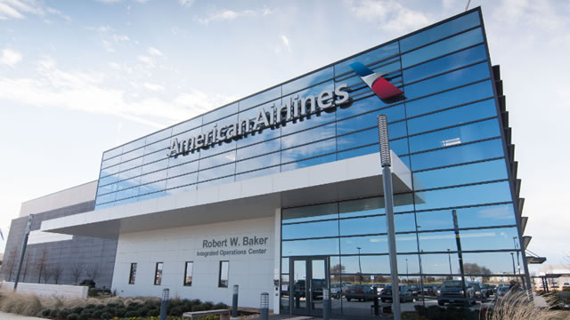 Delta, American Airlines lift Q1 guidance on strong travel demand