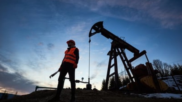 Devon Energy Strikes Out on Another Acquisition Target. Where Does the Oil Stock Go From Here?