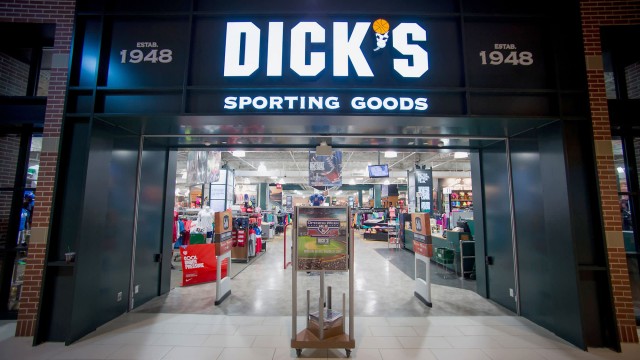 Dick's Sporting Goods Stock Surges After a Beat-and-Raise Quarter