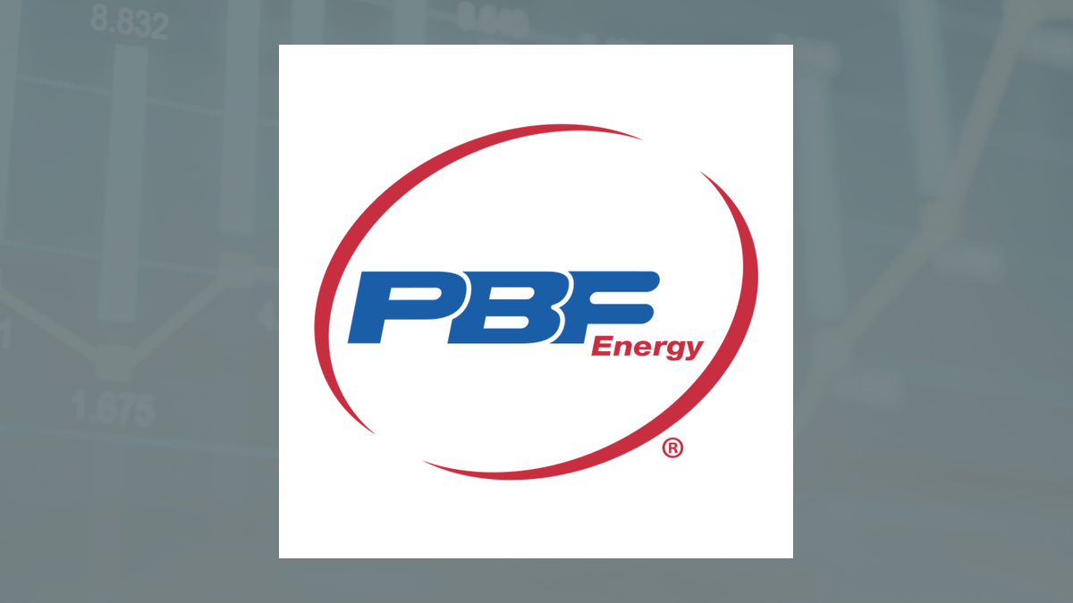 Dimensional Fund Advisors LP Sells 1,318,286 Shares of PBF Energy Inc. $PBF