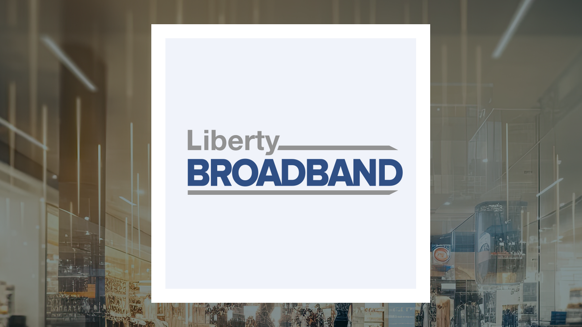 Dimensional Fund Advisors LP Sells 63,055 Shares of Liberty Broadband Corporation $LBRDA