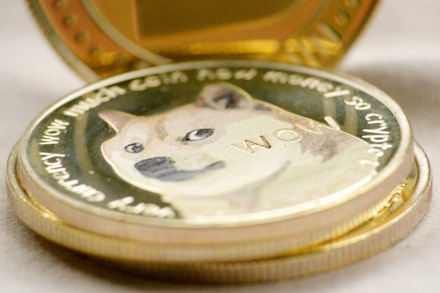 Dogecoin ‘Launchpad' Ready? Analysts Forecast Big DOGE Price Move Amid Volume Spike