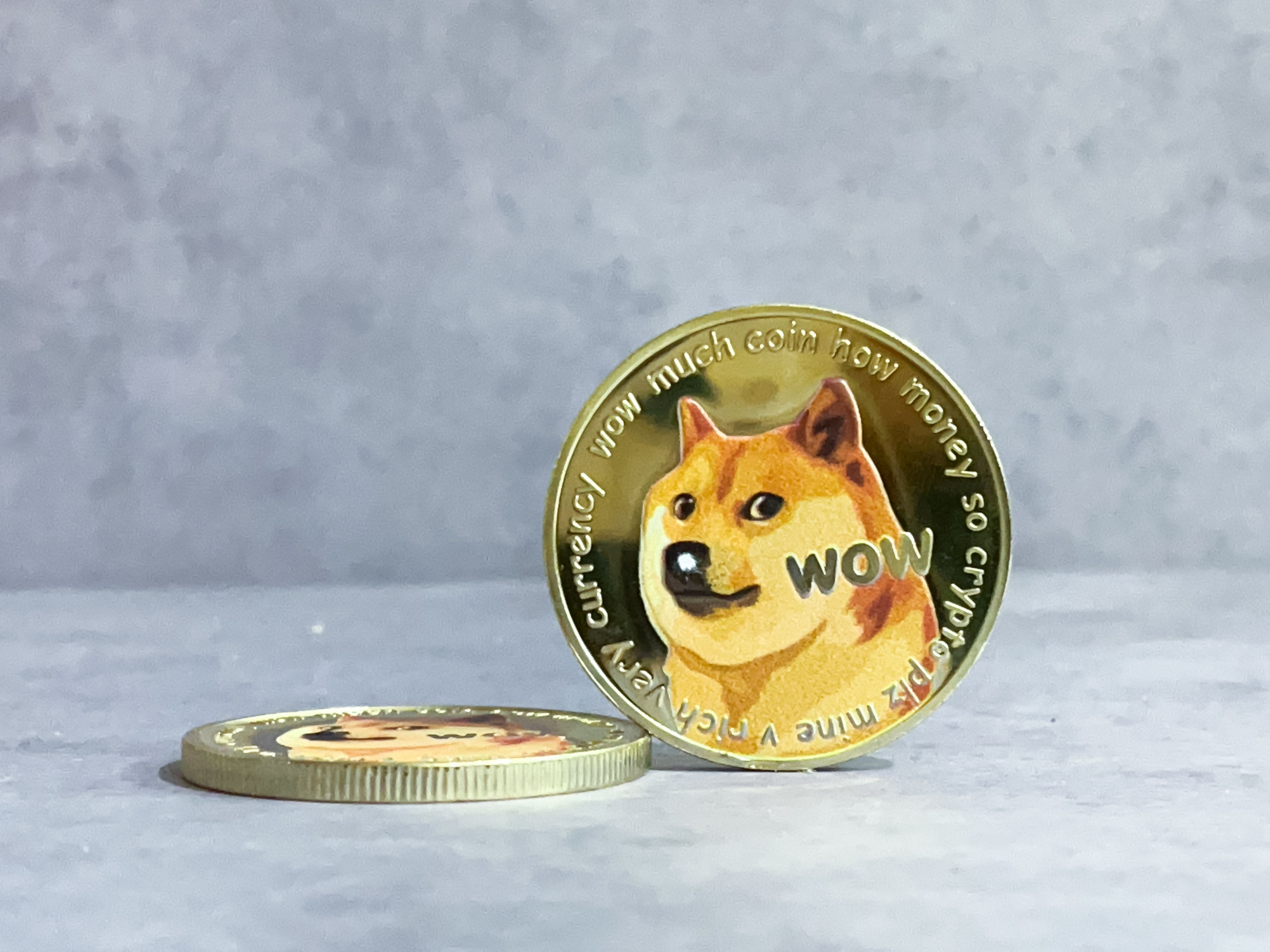 Dogecoin Price Prediction: Will DOGE Break Above $0.0935 or Slide Toward $0.0850?