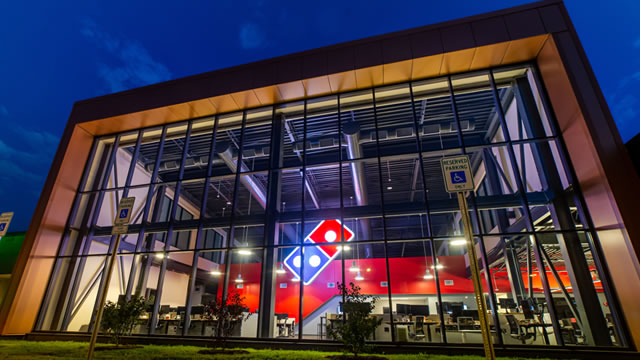 Domino's (DPZ) Q2 Earnings Beat Estimates, Revenues Miss