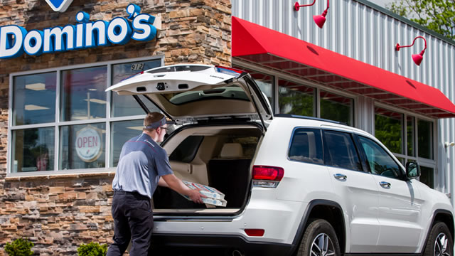 Domino's Pizza To $510? Here Are 10 Top Analyst Forecasts For Wednesday