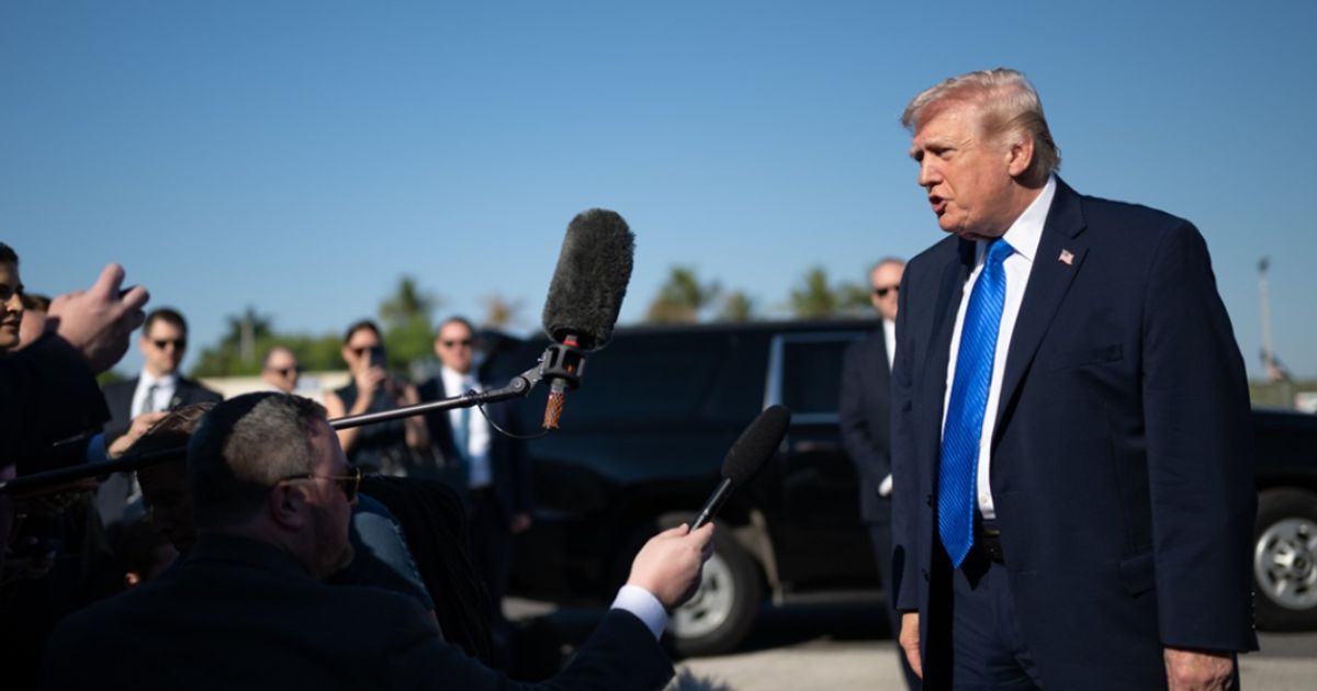 Article image for Dow Jones lower, oil gains on Trump's plan to 'hit Iran extremely hard'