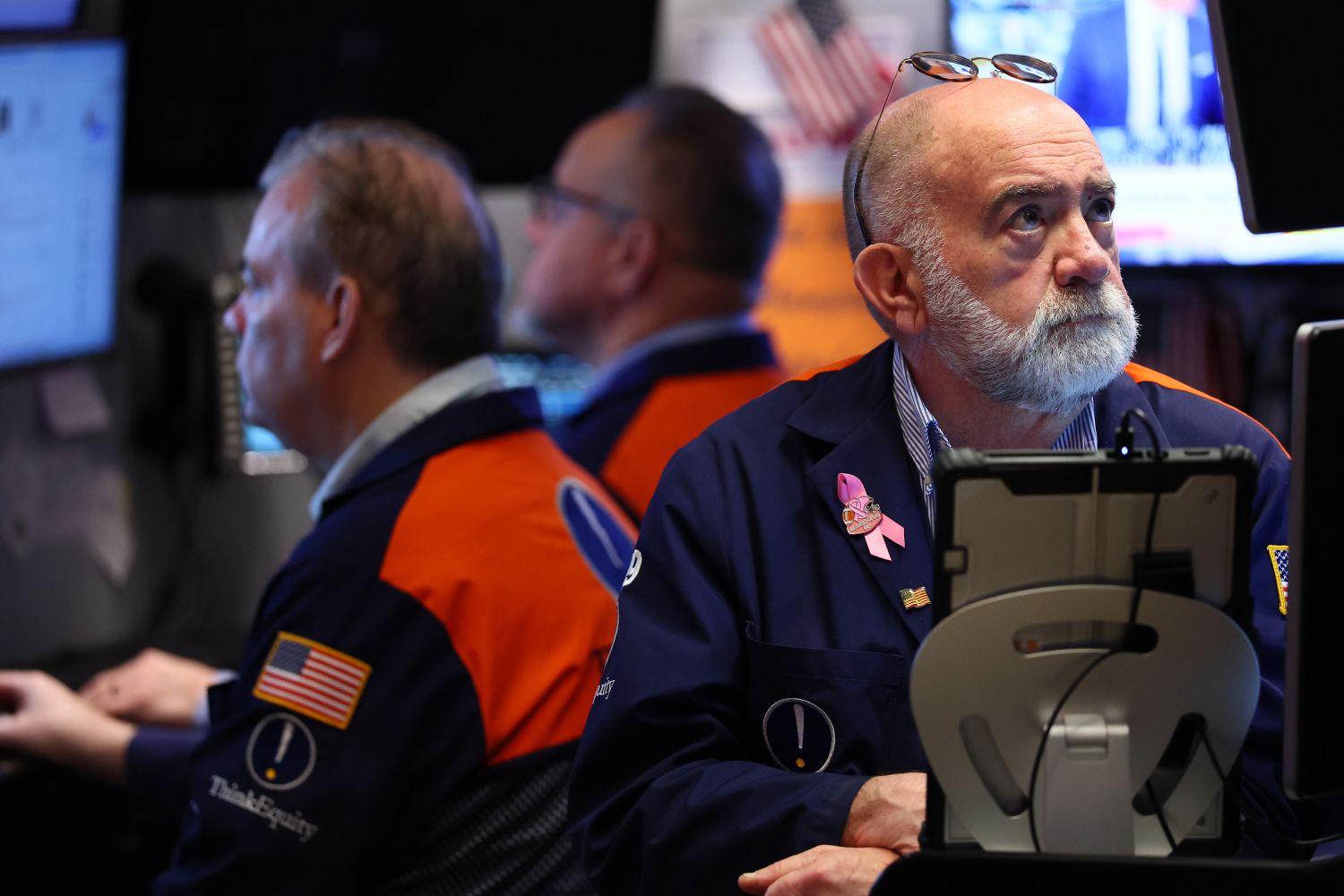 Dow Jones Today: Major Indexes Waver as AI Stock Rally Cools