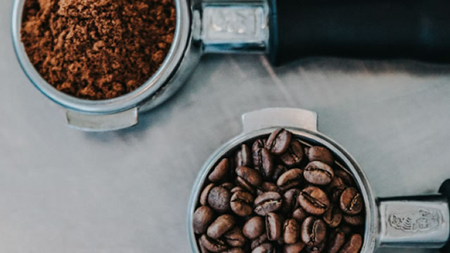 Dutch Bros (BROS) Advances While Market Declines: Some Information for Investors