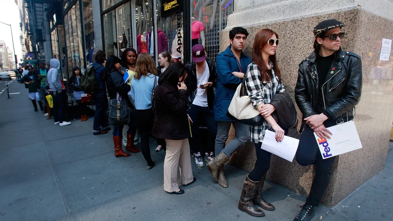 効率性を最優先に：メタ社はAI帝国の資金調達のため、20％の雇用削減を検討中（記事画像）