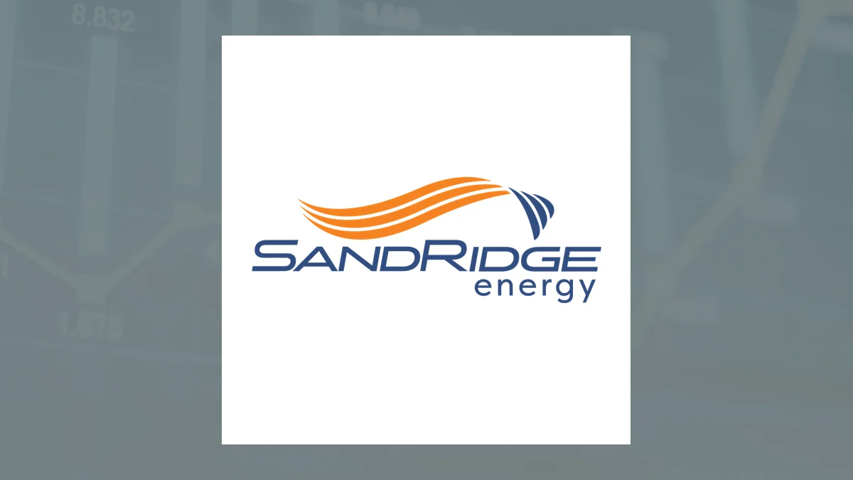 Enterprise Products Partners (NYSE:EPD) and SandRidge Energy (NYSE:SD) Financial Comparison