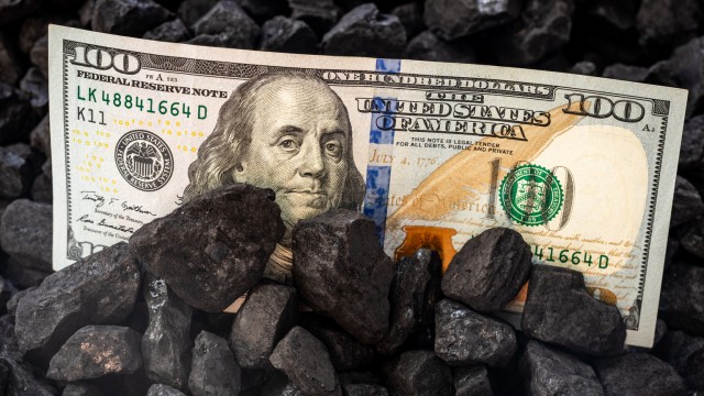 ESG Nightmare, Investor Dream: Is CONSOL Energy The Ultimate Contrarian Play?