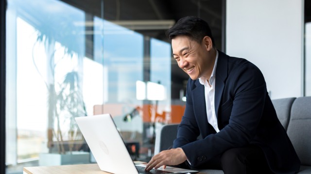 ETF Prime: Chang on Vanguard's CEO, Global Flows, and More
