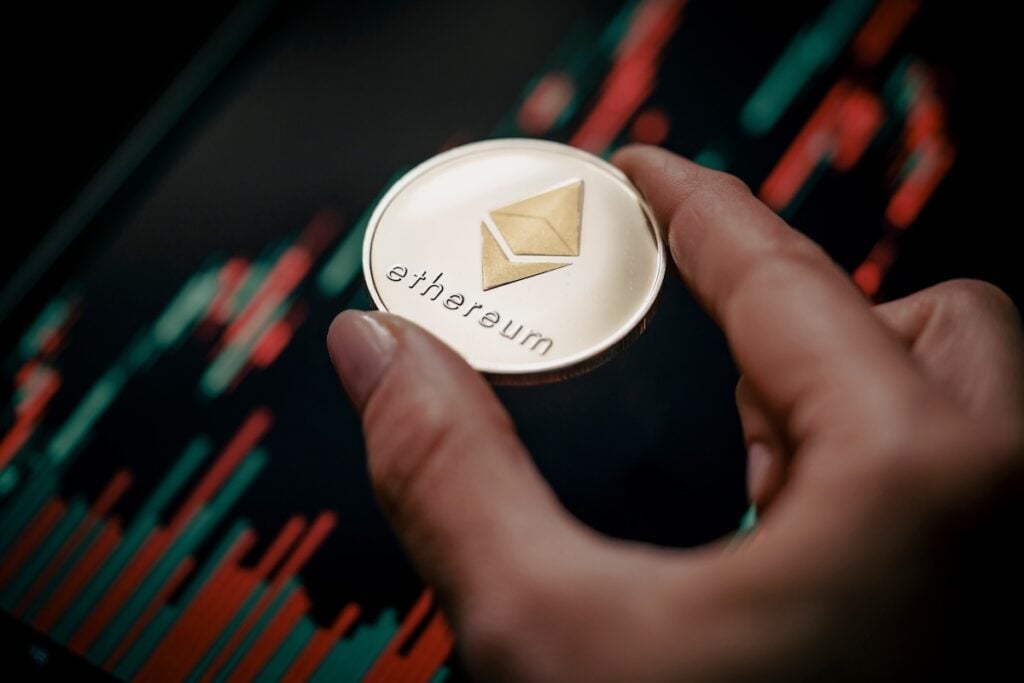 ETH Outperformed BTC In March But Can That Trend Continue?